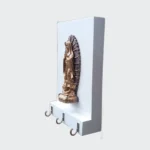 Porta llaves Vertical Virgen: Madera Blanca y 3 Ganchos - Imagen 2